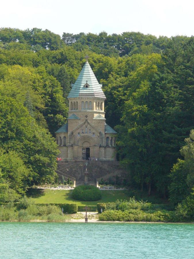 Landgasthof Berg Eurasburg Экстерьер фото